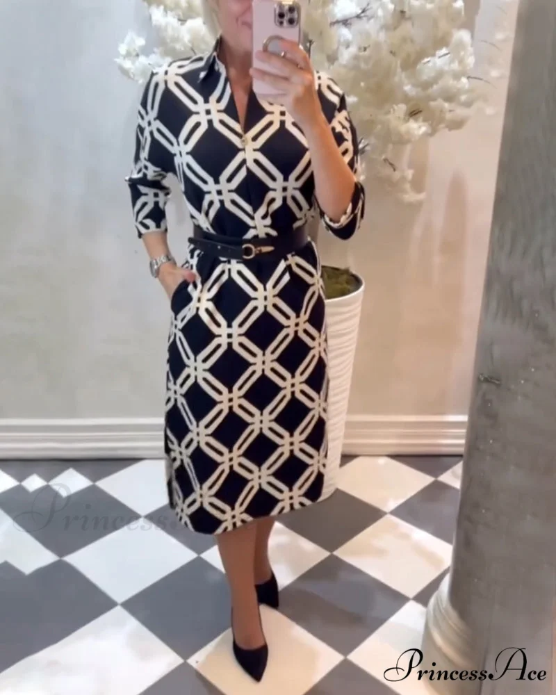 Elegant Dress with Geometric Print and Side Slit - Image 4
