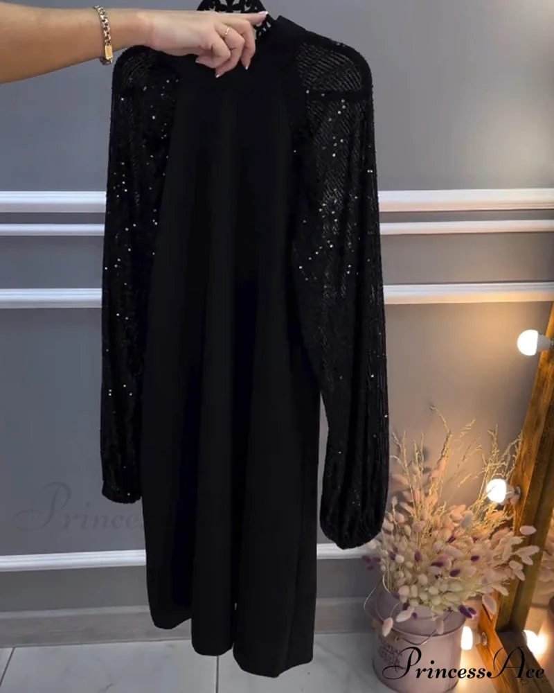 Dress with Patchwork Sleeves in Solid Color - Image 4