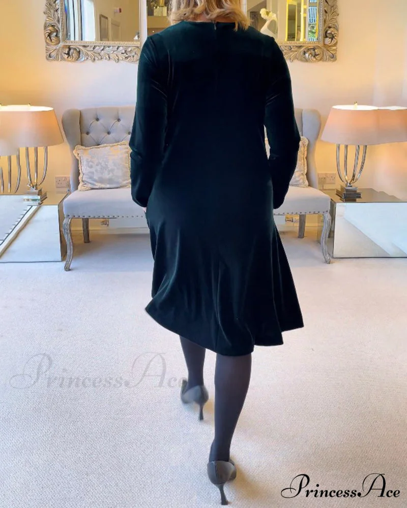 Velvet Round Neck Dress - Image 4