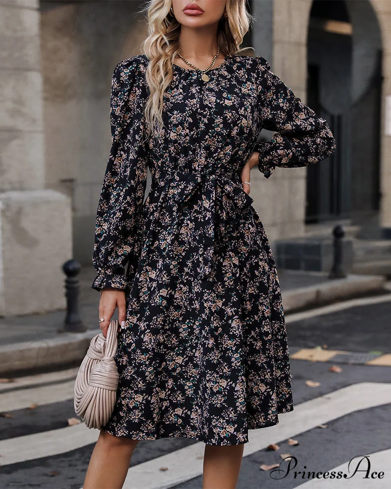 Elegant Floral Print Dress - Image 3