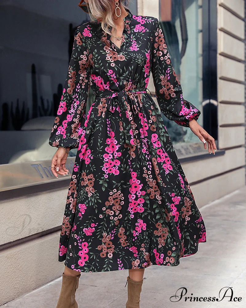V Neck Dress with Floral Print - Image 4