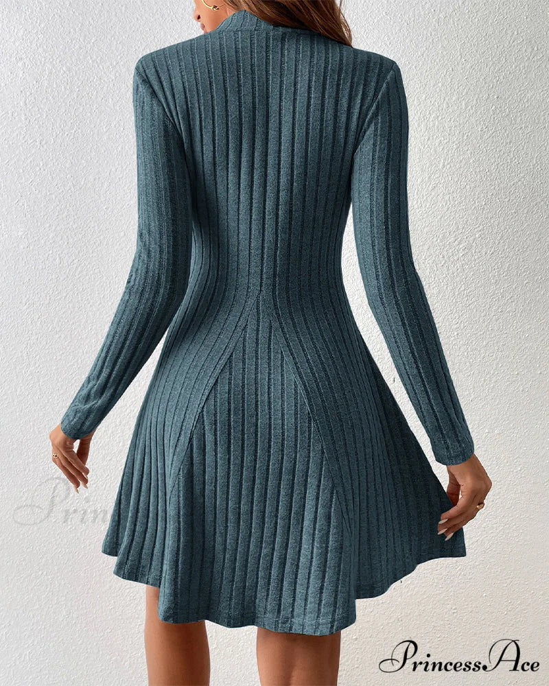 Elegant dress with long sleeves - Image 4