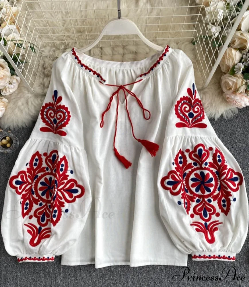 MARIA EMBROIDERED TOP - Image 3