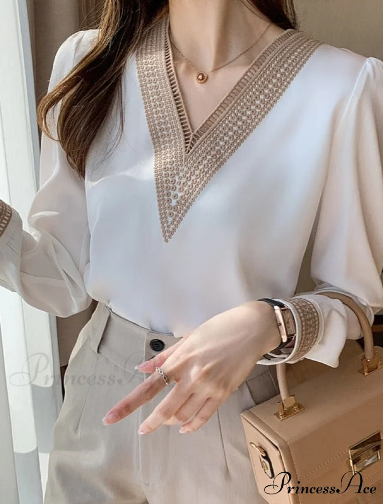 EMBROIDERED BLOUSE - KAILA - Image 2