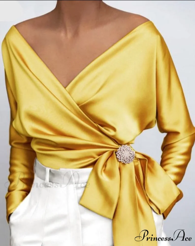 VONDA V-NECK TOP - Plus Size - Image 3