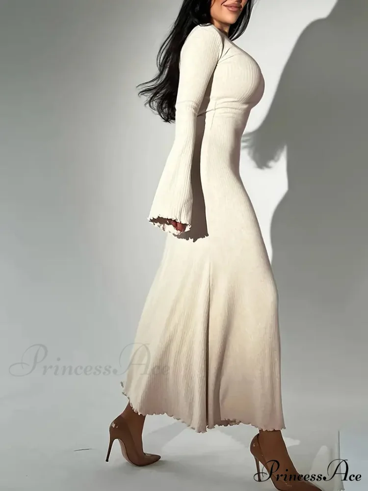 Winter Bodycon Dress with Squared Neckline - Image 6
