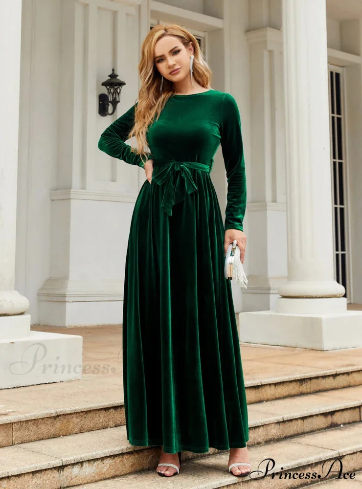 VELVET LONG SLEEVE DRESS - SOLID COLOR - Image 2
