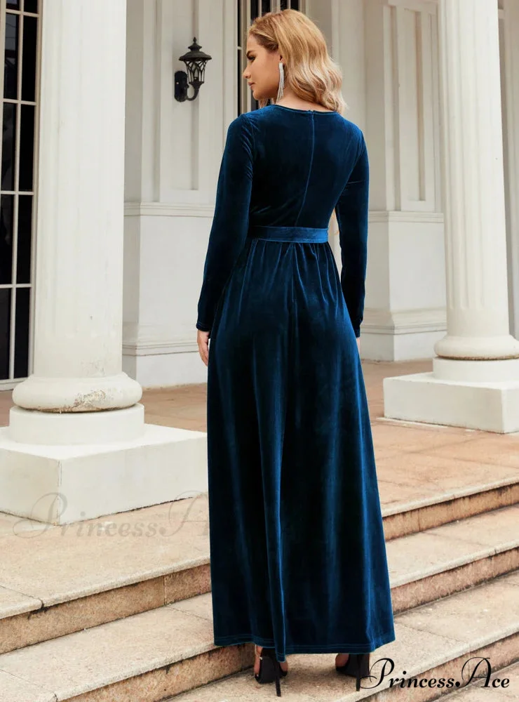 VELVET LONG SLEEVE DRESS - SOLID COLOR - Image 3