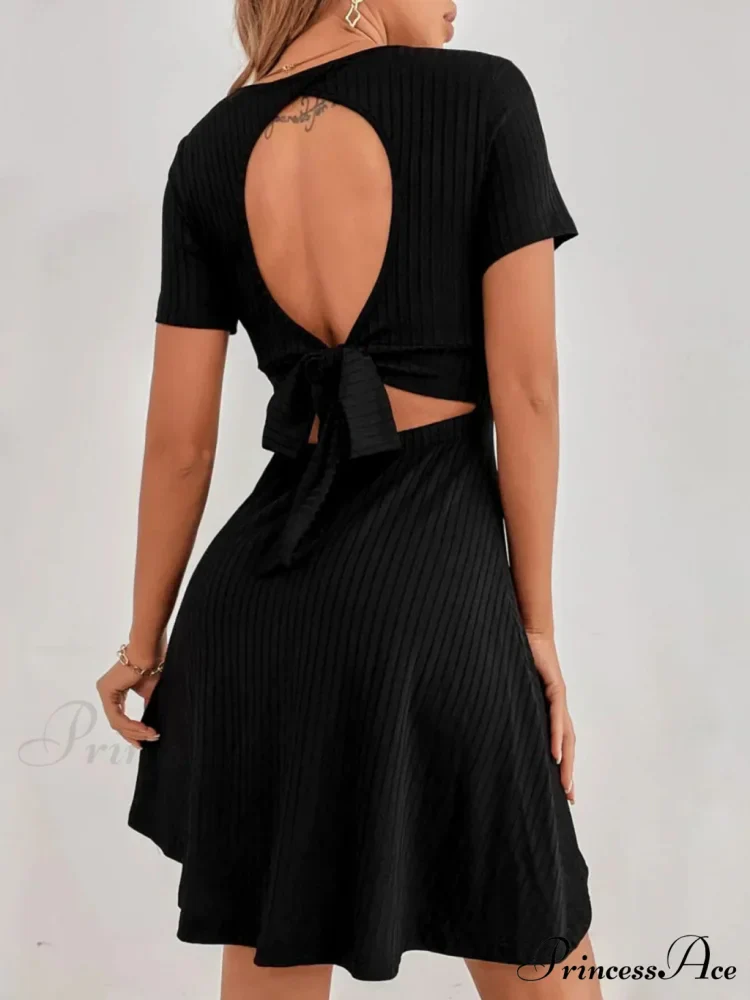 V-Neck Ruffled Dress - Image 3