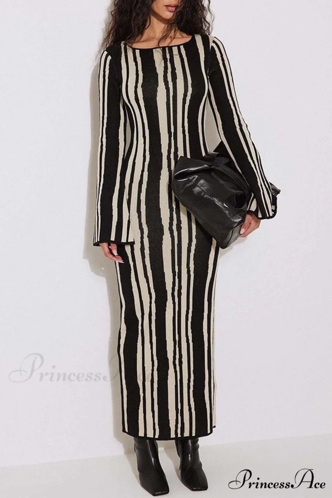 Long Sleeve Knitted Dress with Contrast Color - Image 2