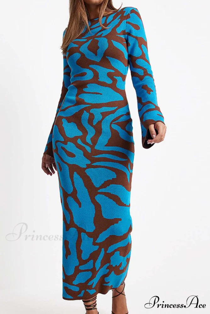 Long Sleeve Knitted Dress with Contrast Color - Image 5