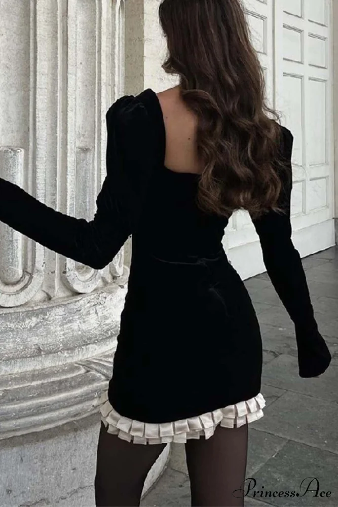 Patchwork Pleated Bodycon Dress with Contrast - Image 3