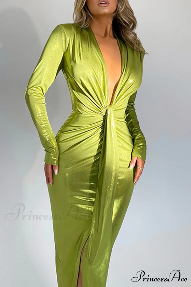 Glossy V Neck Ruched Slit Dress - Image 3