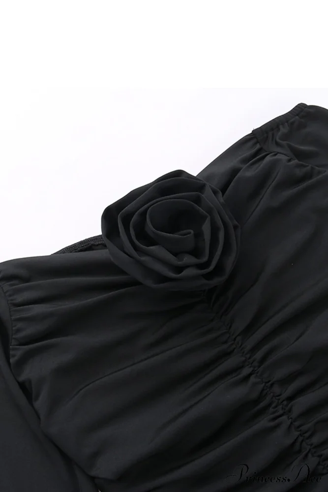 Off-Shoulder Dress with Flares Sleeves and Floral Gathered Design - Image 10