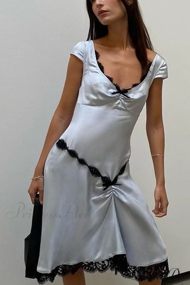 Satin Mini Dress with Lace Patchwork - Image 4