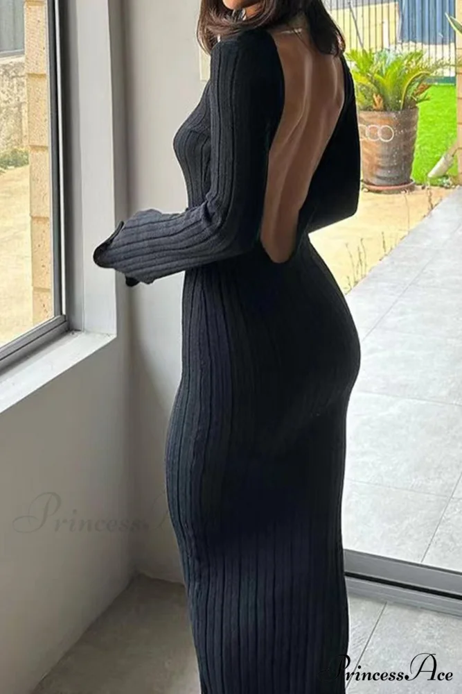 Ribbed Knit Dress with Long Flare Sleeves and Backless Design - Image 6