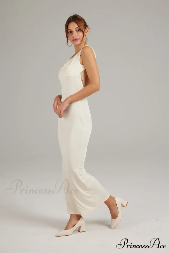 Cowl Neck Backless Pack Hip Dress in Solid Color - Image 4
