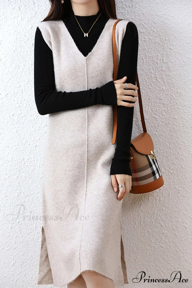Solid Color Wool Tank Dress with V Neck - Image 5