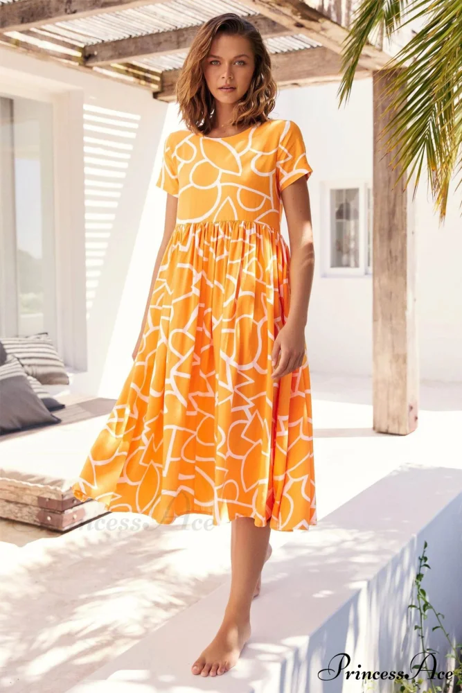 High Waist Ruched Dress with Geometric Print - Image 4