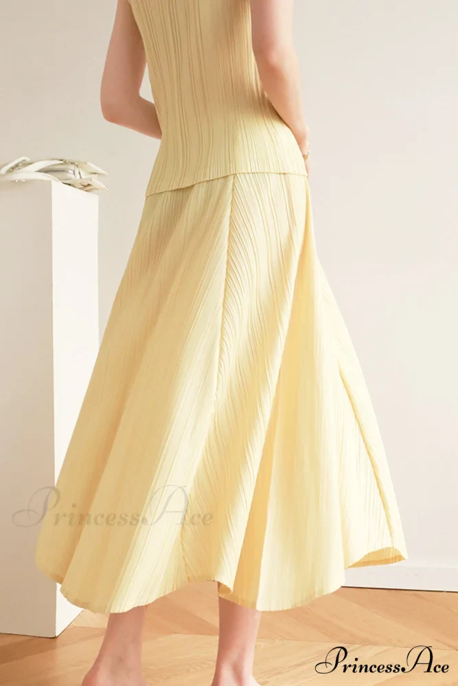 Pleated High Waist Skirt - Solid Color - Image 3