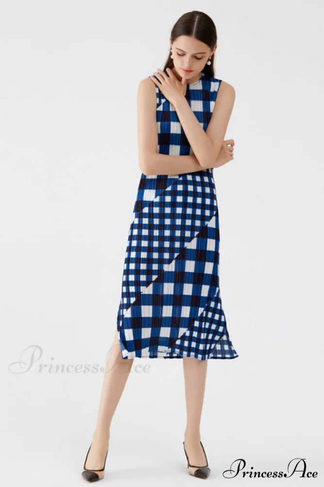 Plaid Sleeveless Pleated Dress - Image 3