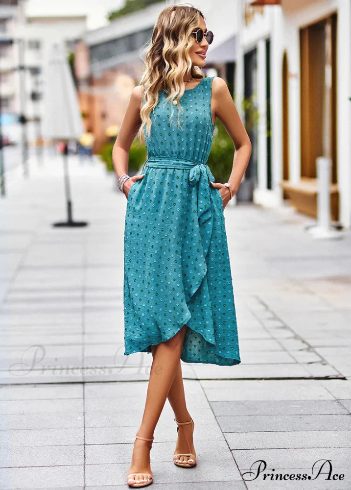 Sleeveless Vest Long Dress with Jacquard Pattern - Image 9