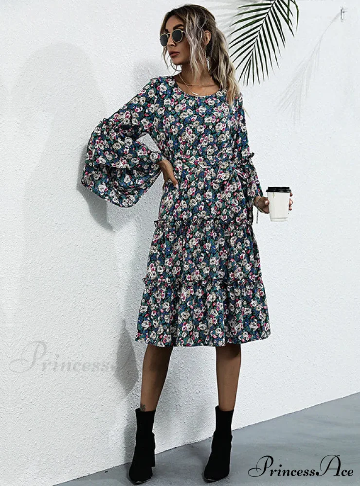 Lotus Leaf Floral Dress with Round Collar and Trumpet Sleeves - Image 4