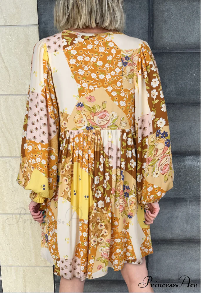 Long Sleeve Dress with Buttons and Broken Flowers - Image 3