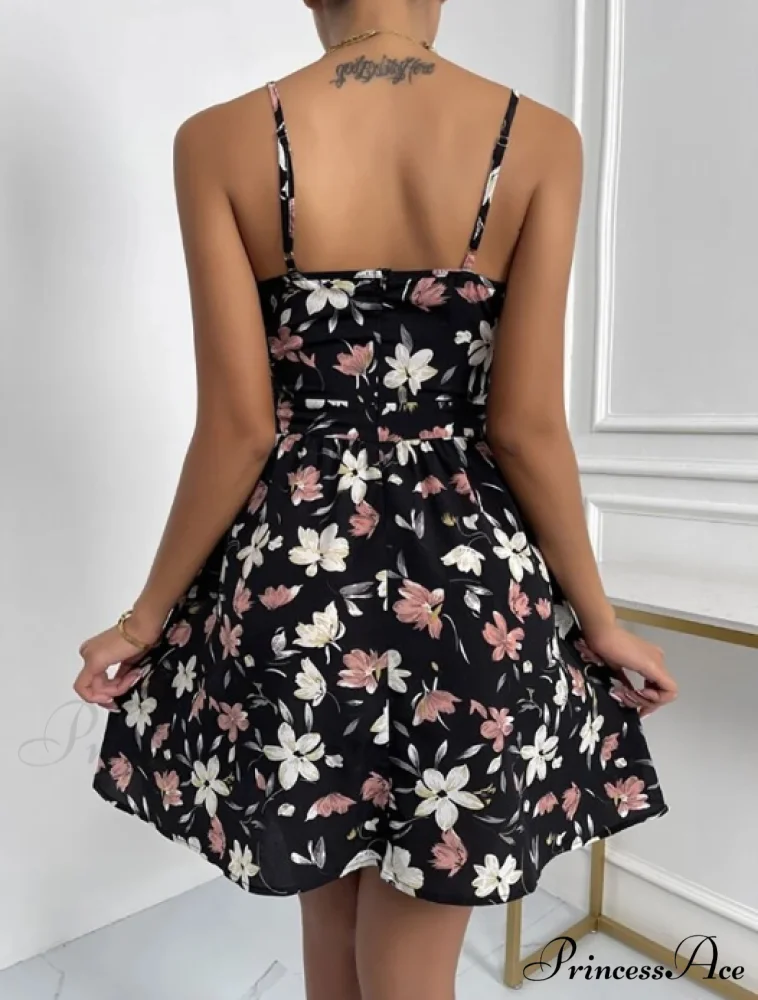 Sleeveless V-Neck Backless Mini Dress for Summer Parties - Image 4