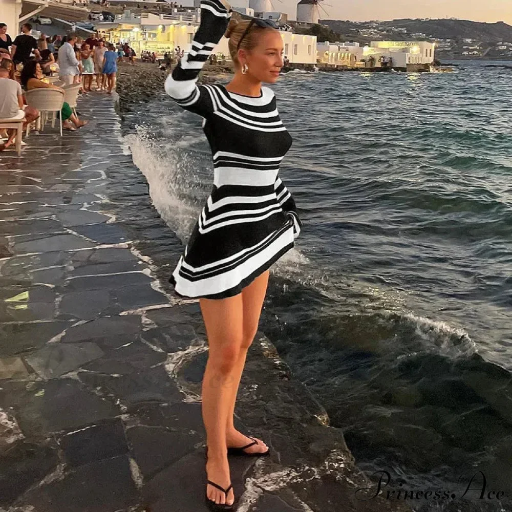 Striped Backless Flare Sleeve Mini Dress - Image 5