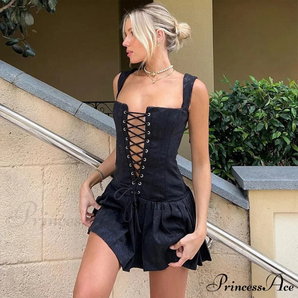 Fashion Bandage Backless Pleated Dress Mini Dress - Image 3