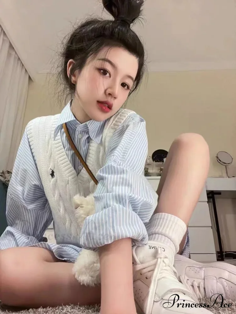 Trendy Embroidered Cozy Cashmere V-neck Loose Oversize Casual Soft Sweater - Image 2
