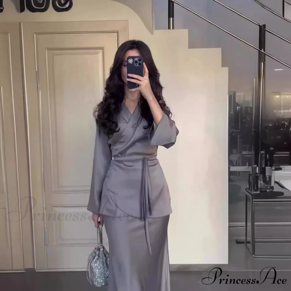 Waist-Accented Long Dress Suit - Image 4