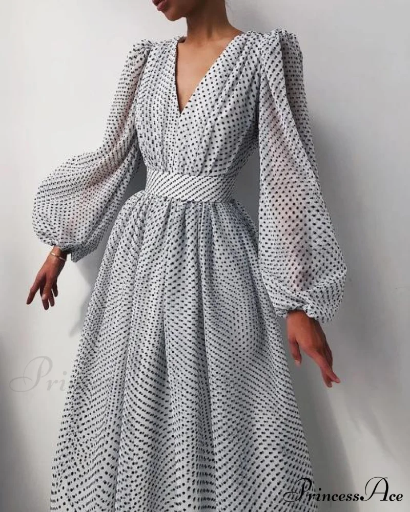 Deep V-Neck Big Hem Dresses - Image 4