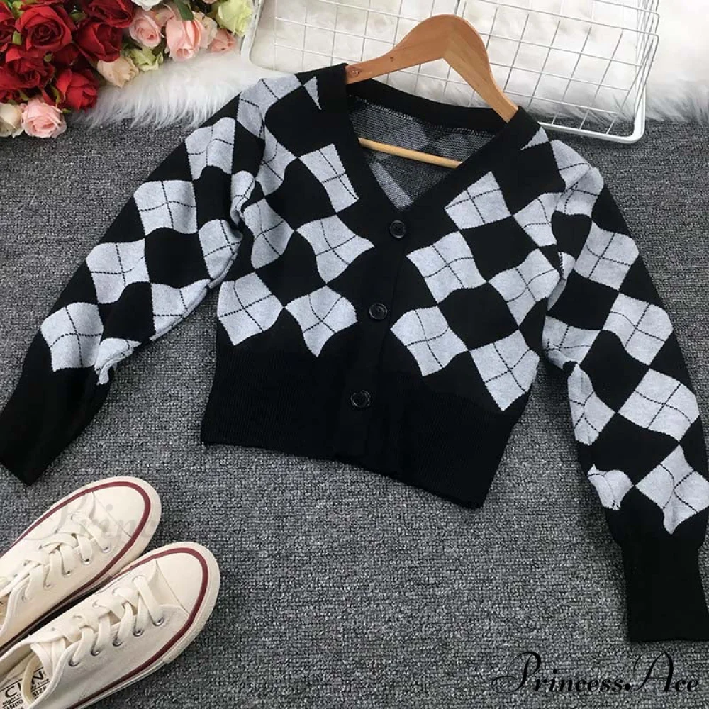Plaid Black White Knitted Cardigan - Image 7
