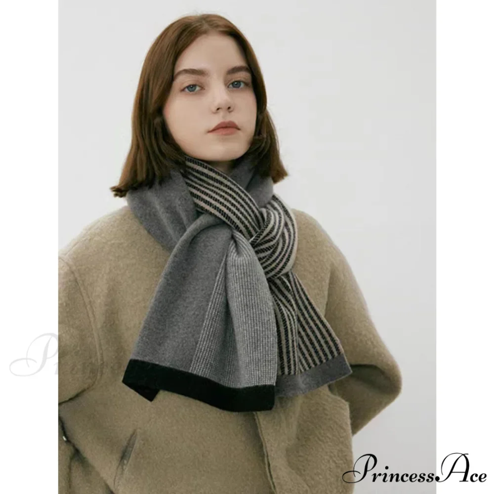 Unique Elegant Trendy Retro Cozy Stylish High-end Warm Scarf - Image 4