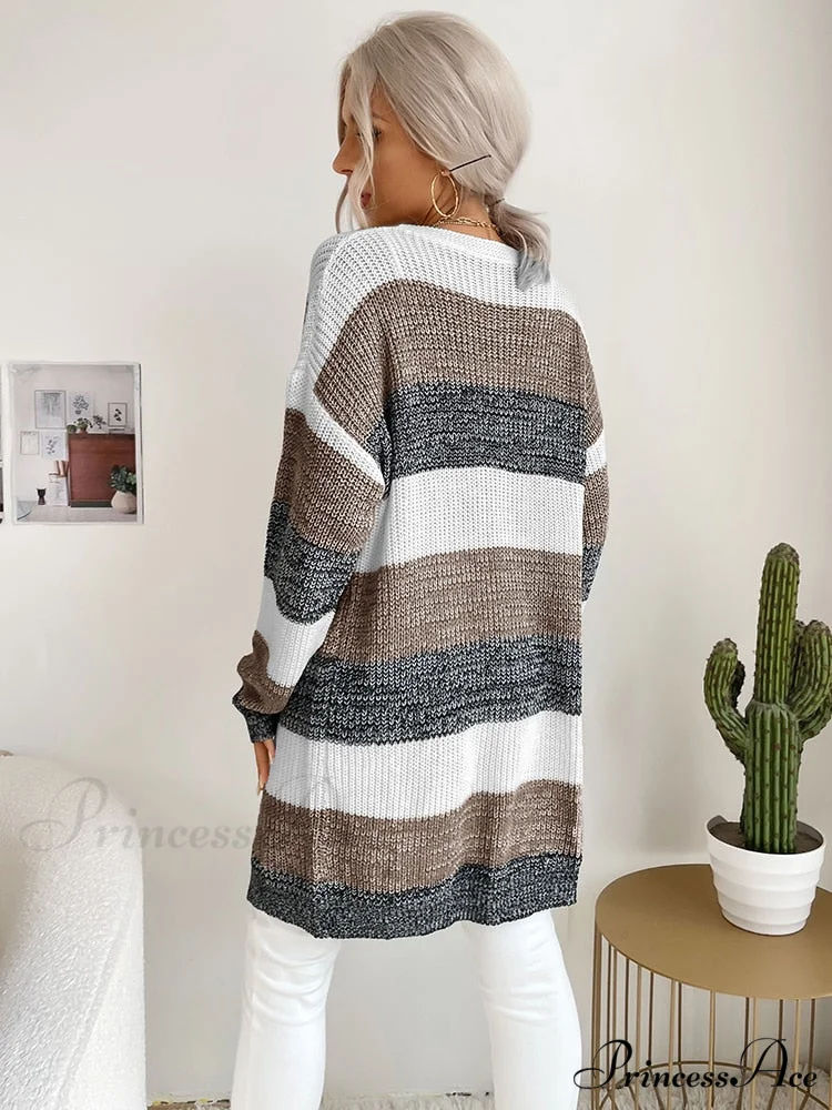 V-neck Knitted Sweater Fashion Warm Holiday Cardigan - Image 3