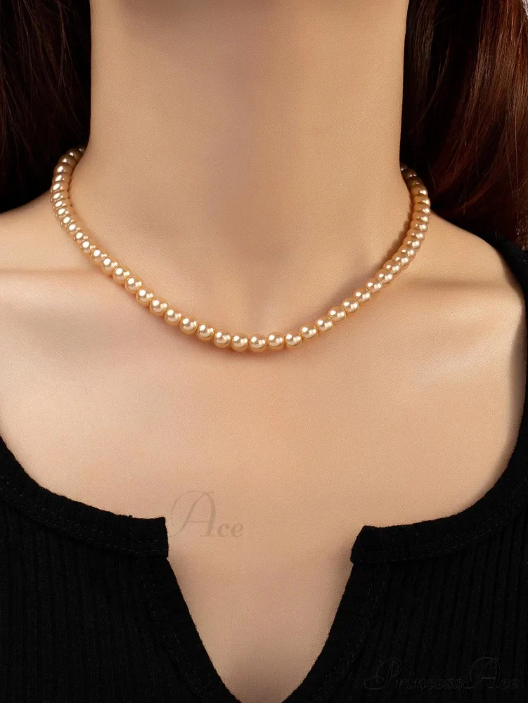 Faux Pearl Beaded Necklace - Image 5