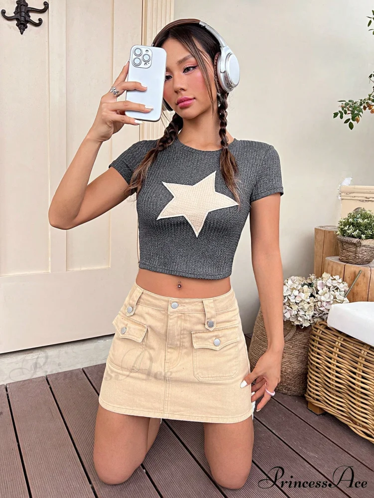 Star Patched Crop Tee - Image 7