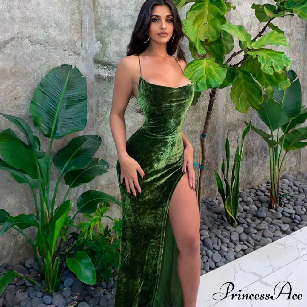 Sexy Backless Sleeveless Party Velvet Maxi Dresses - Image 4