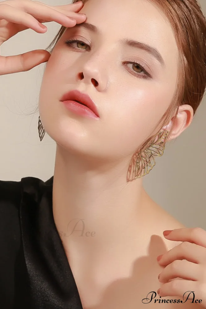 Fashion Elegant Wings Earrings - Image 6