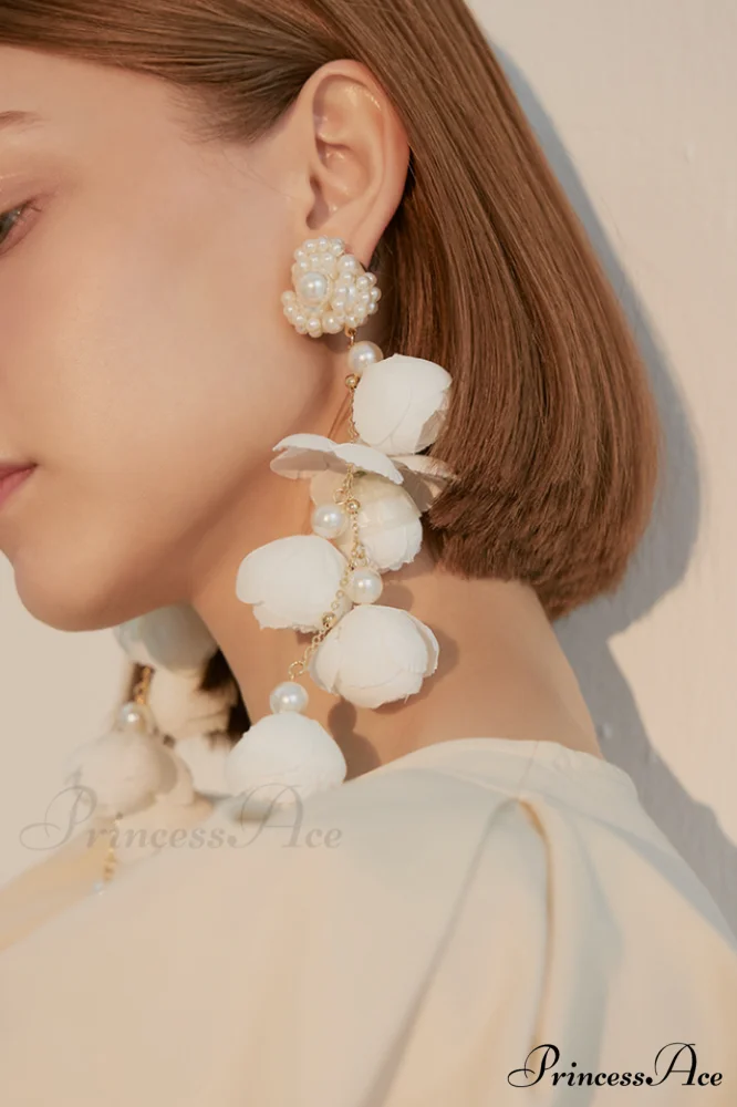 Flower Elegant Drop Earrings - Image 4