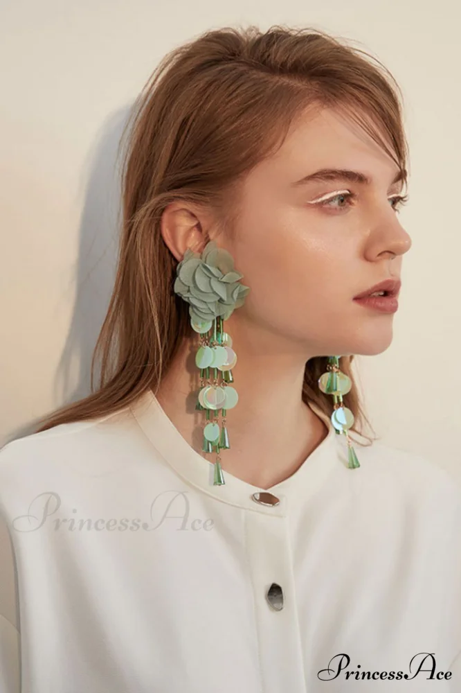 Flower Elegant Sequin Earrings - Image 9