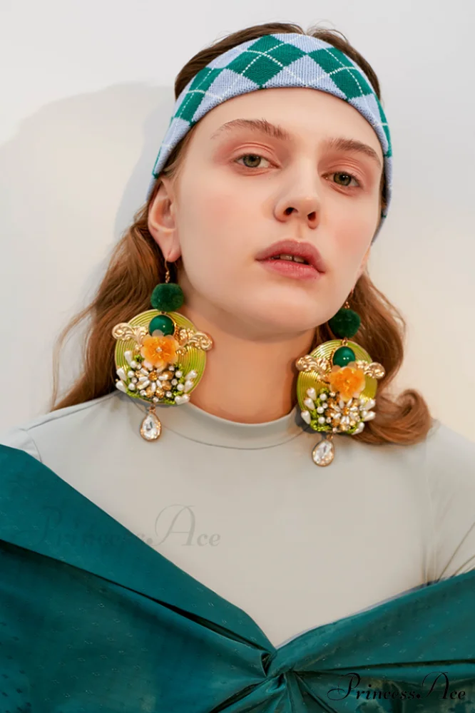 Bohemian Elegant Flower Earrings - Image 2
