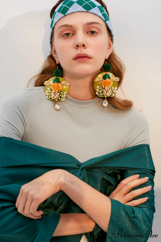 Bohemian Elegant Flower Earrings - Image 3