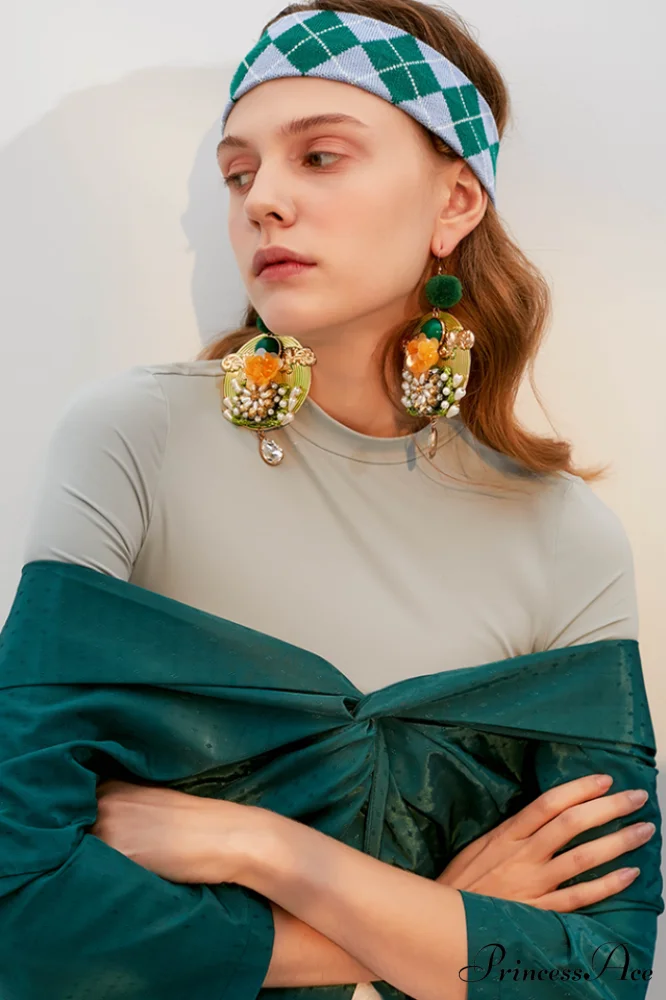 Bohemian Elegant Flower Earrings - Image 4