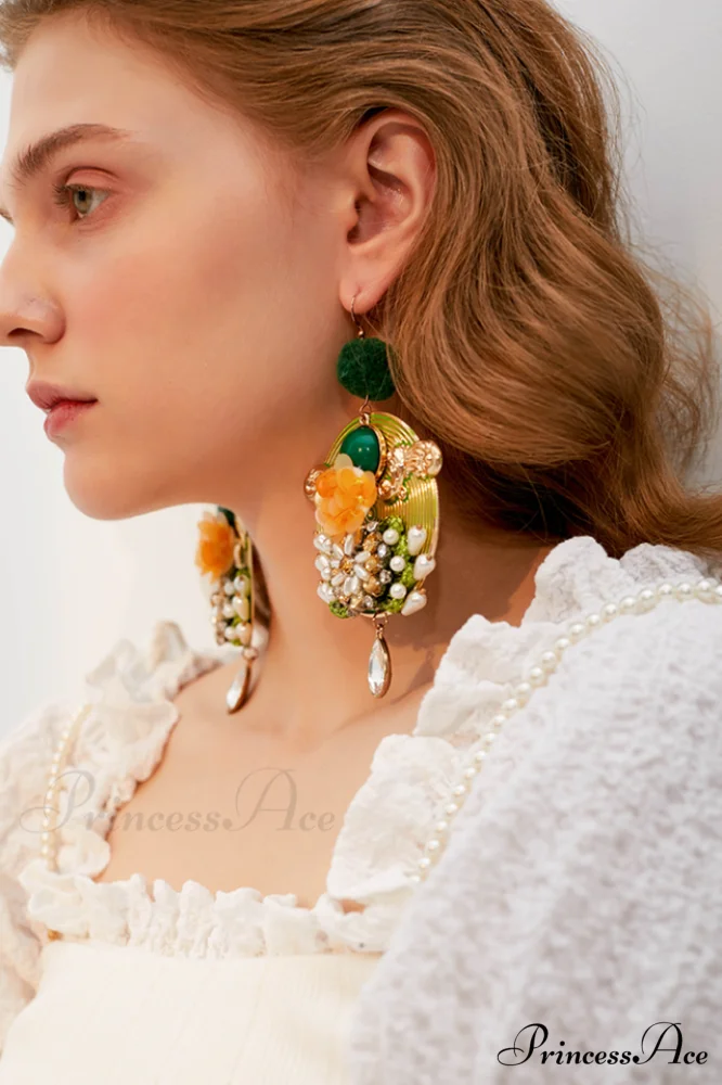 Bohemian Elegant Flower Earrings - Image 9