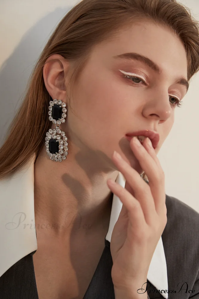 Dimond Elegant Dangle Earrings - Image 4