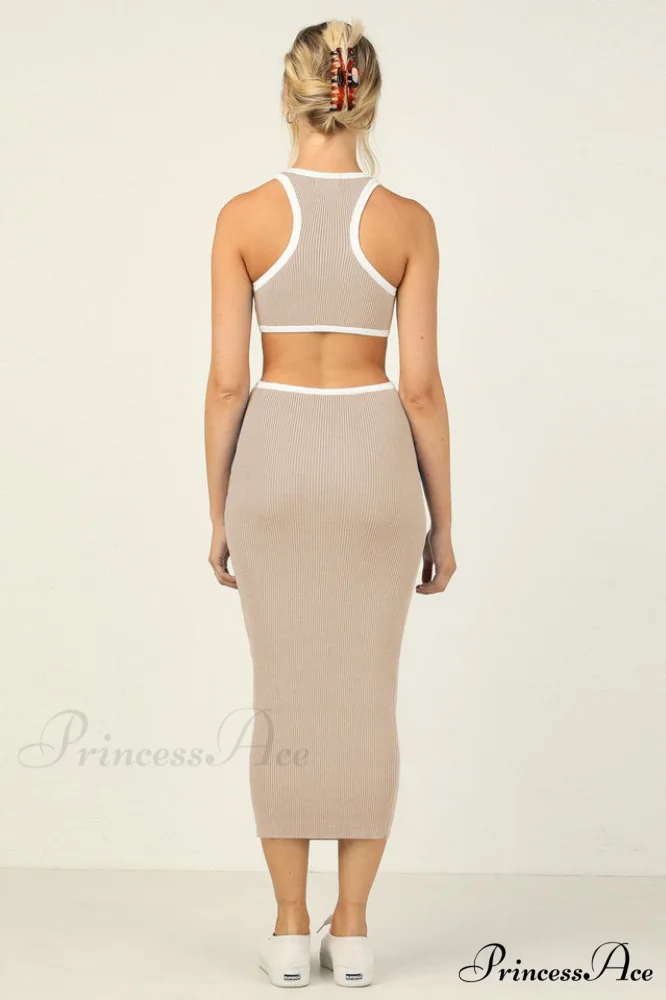 Claudia Elegant Midi Dress - Image 39