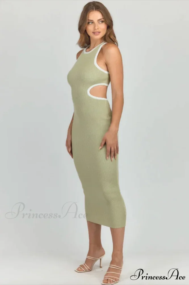 Claudia Elegant Midi Dress - Image 7